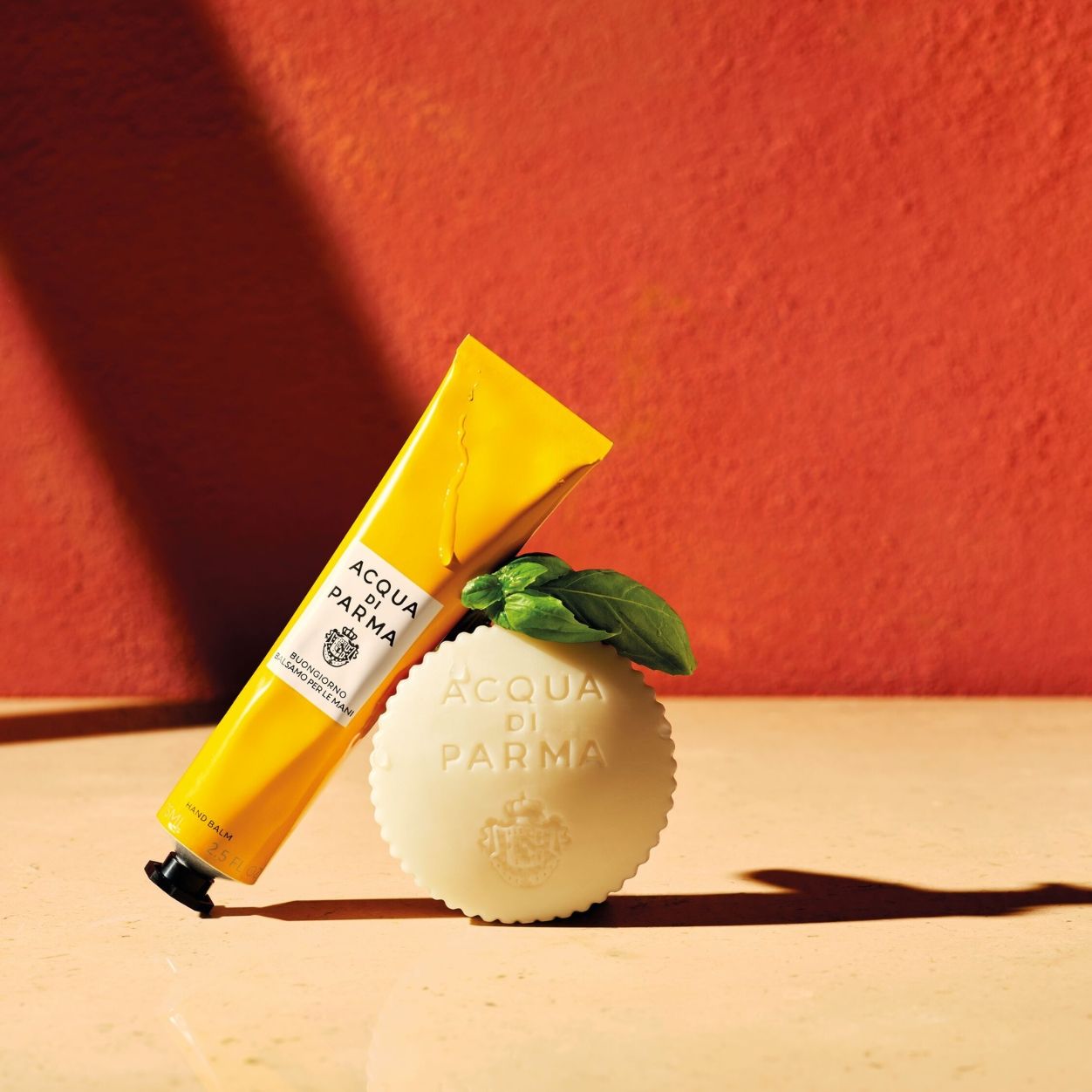 Lifestyle image of Acqua di Parma Buongiorno Hand Balm