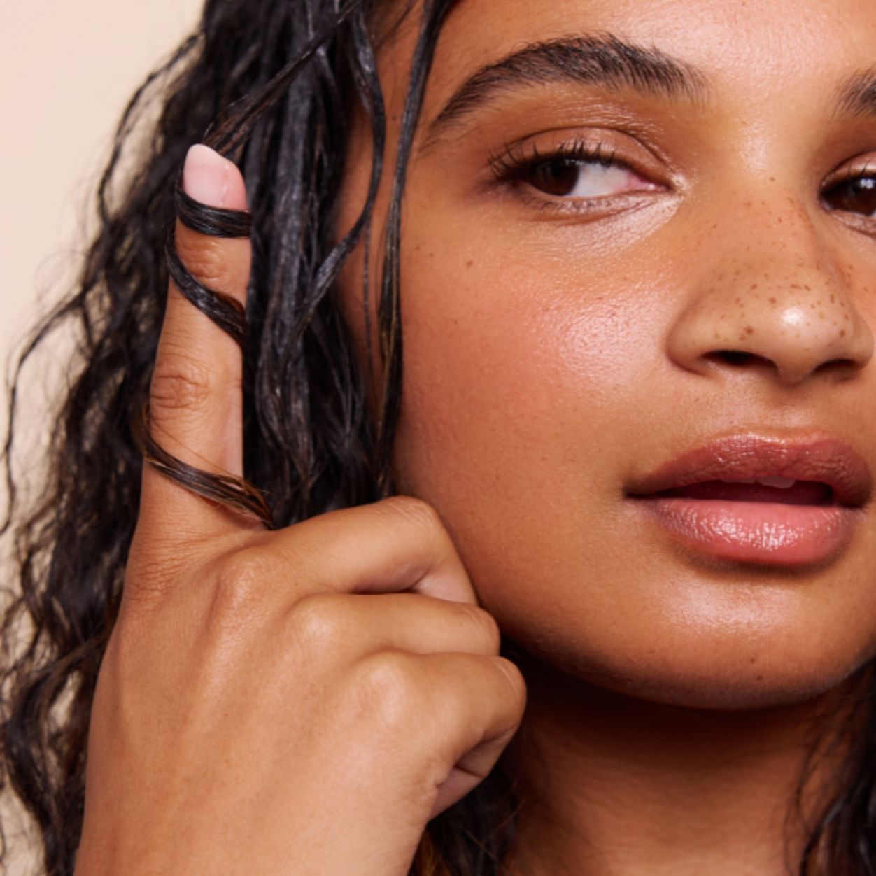 Model image of Rahua Enchanted Island Vegan Curl Butter