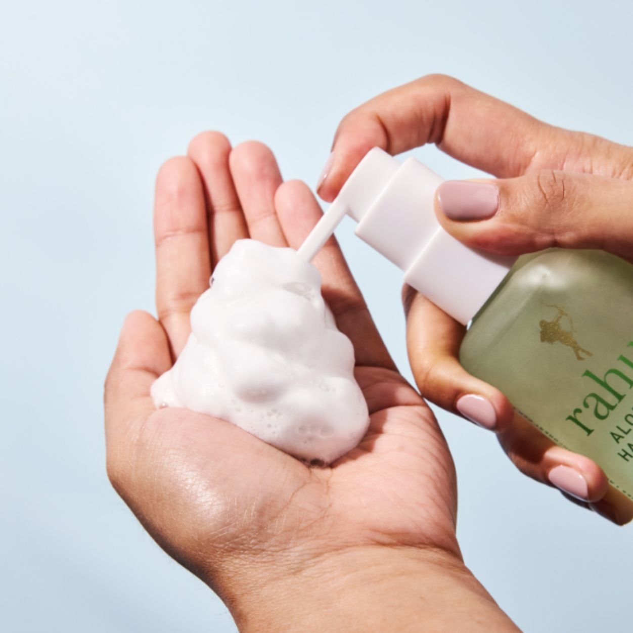 Swatch image of Rahua Aloe Vera Hair Mousse