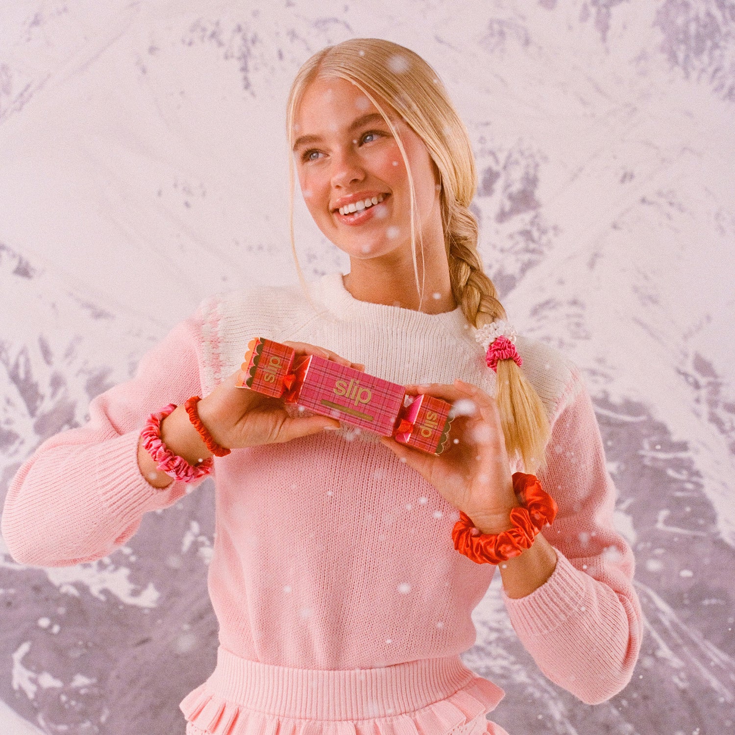 Model image of Slip Scarlet Scrunchie Cracker (Limited Edition)