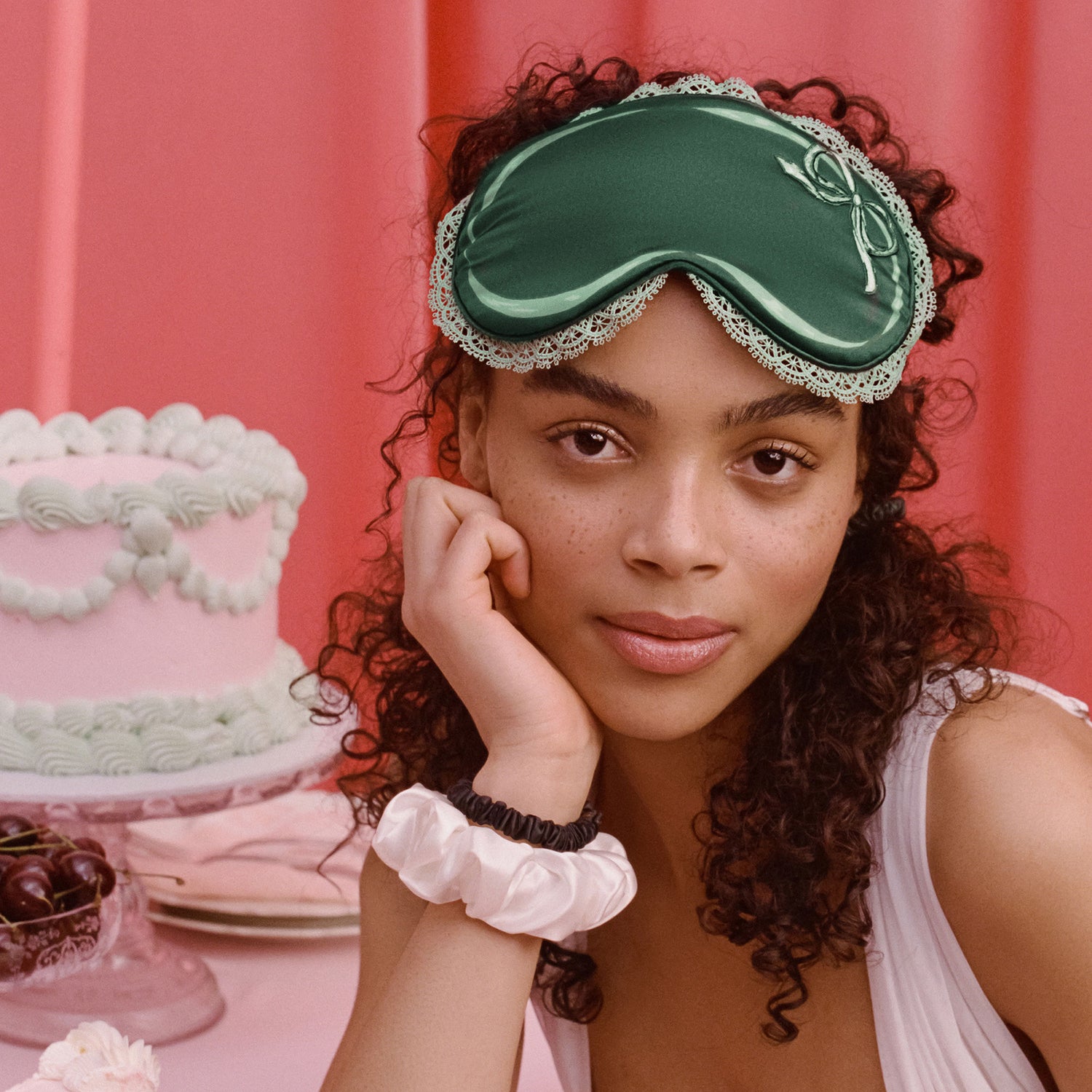 Model image of Slip Pure Silk Beauty Sleepover Set with Lace Trim (Limited Edition)