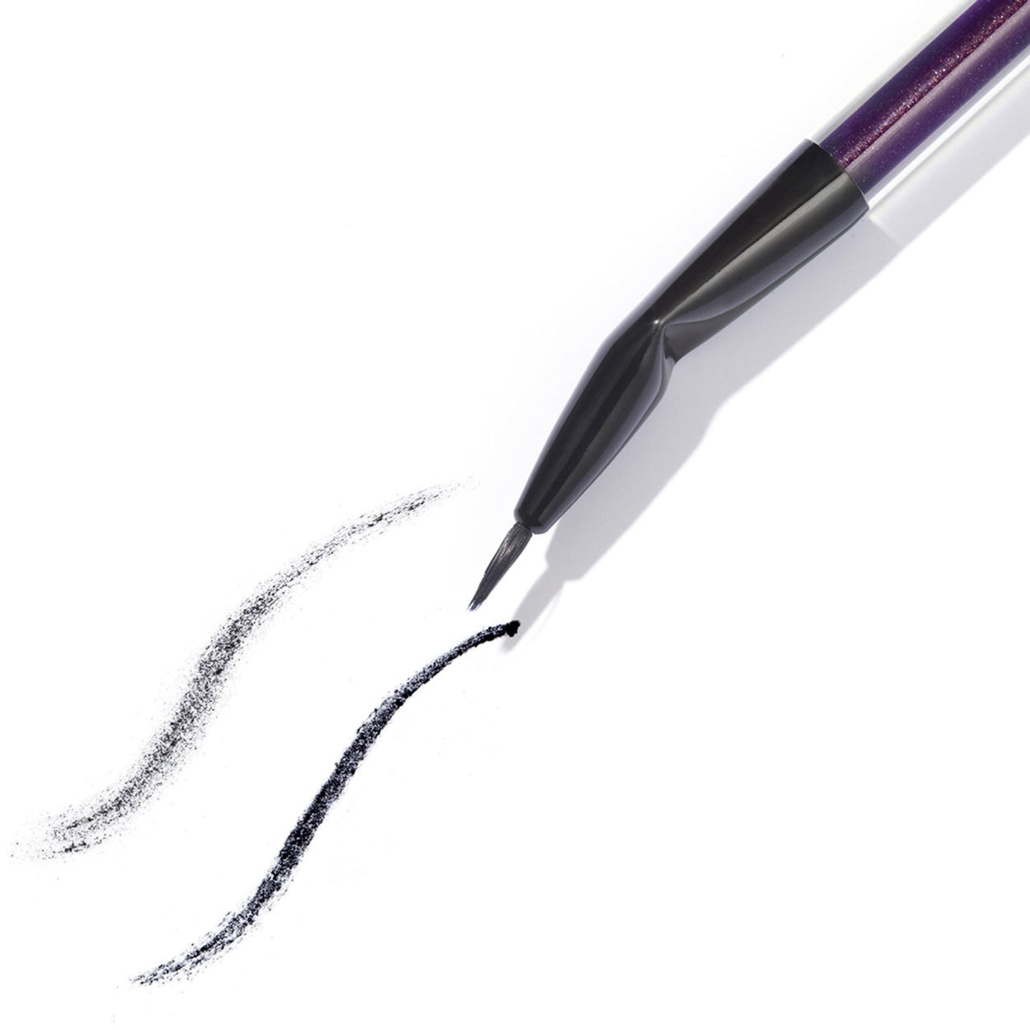 Kevyn Aucoin Angled Eyeliner Brush lifestyle image .