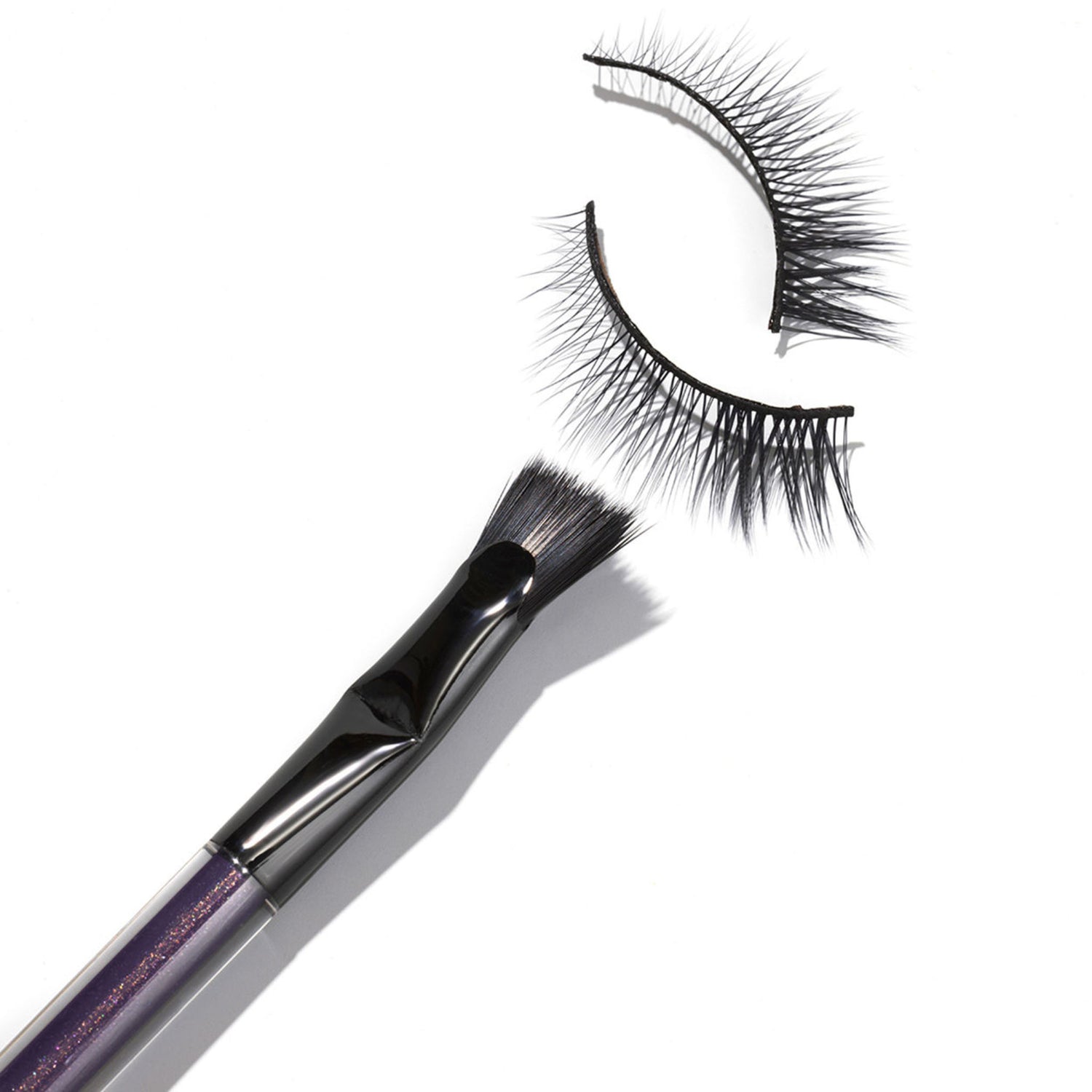 Kevyn Aucoin Angled Fan Mascara Brush lifestyle image 2 .