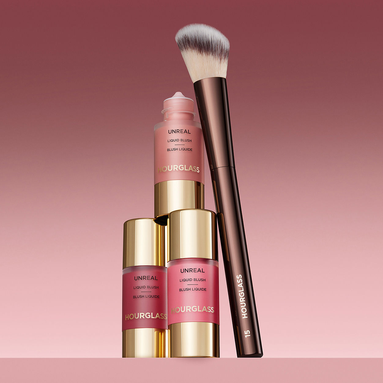Lifestyle image of Hourglass No. 15 Blush Brush