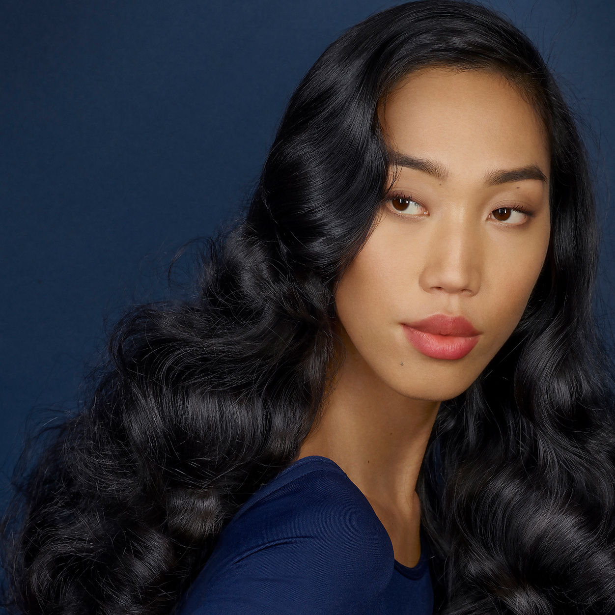 Model image of R+Co Bleu Hypersonic Styling Mist