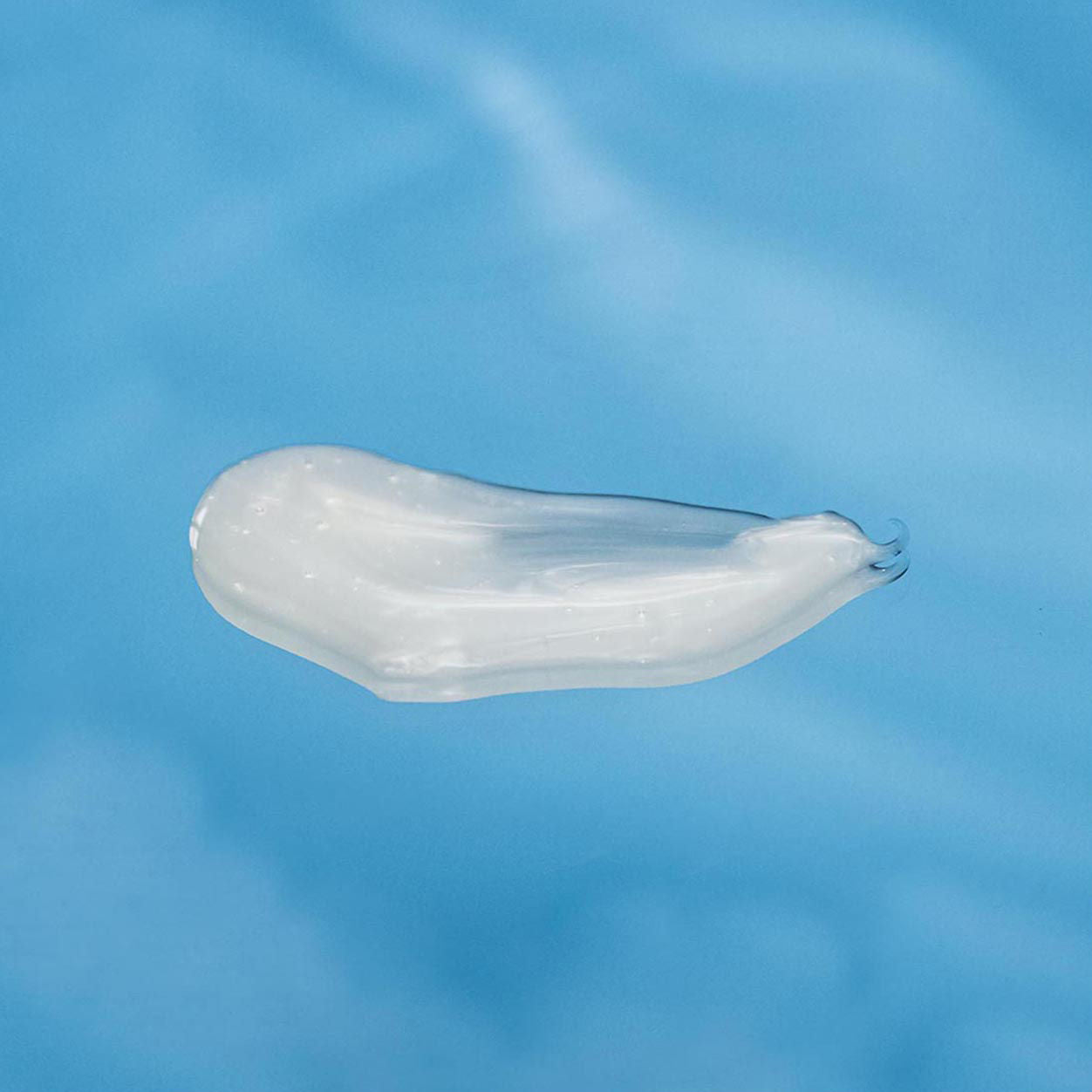 Swatch image of R+Co Bel Air Smoothing Shampoo and Anti-Oxidant Complex