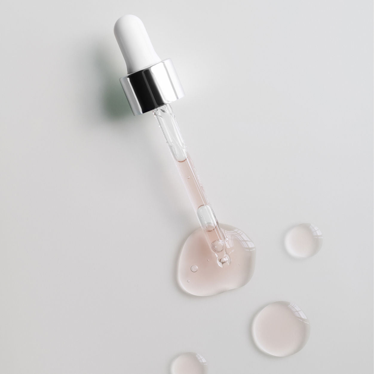 Swatch image of Kjaer Weis The Beautiful Hydration Serum