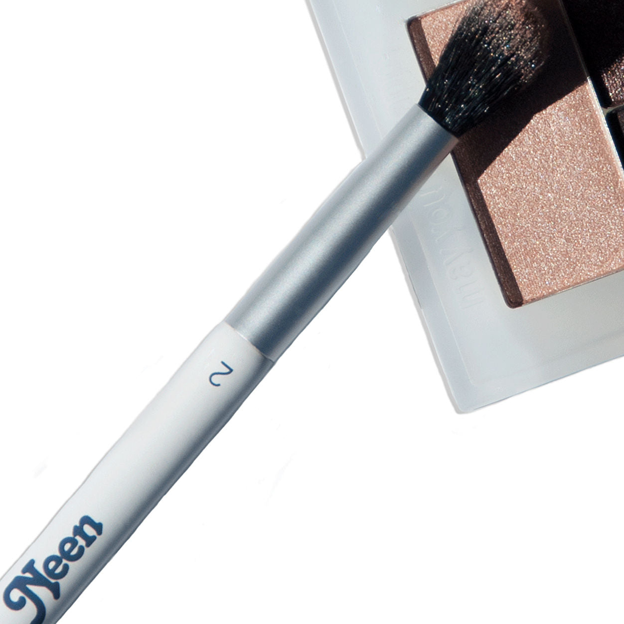 Lifestyle image of Neen Duo Fluffy Eyeshadow Brush