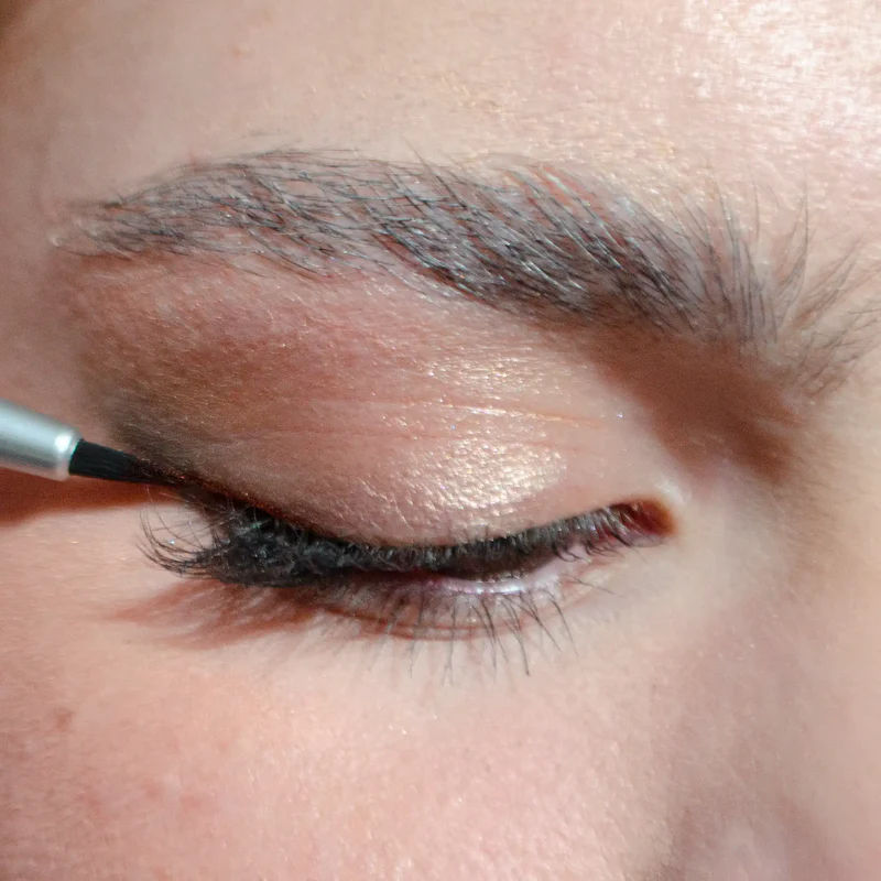 Model image of Neen Duo Precision Brush