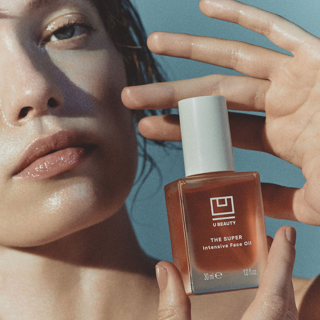 Model image of U Beauty The Super Intensive Face Oil