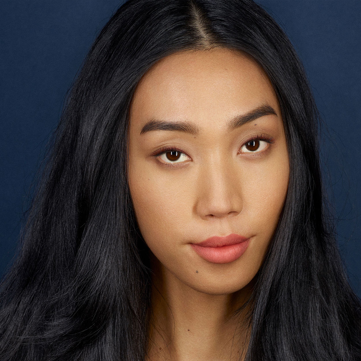 Model image of R+Co Bleu Magnifier Thickening Spray