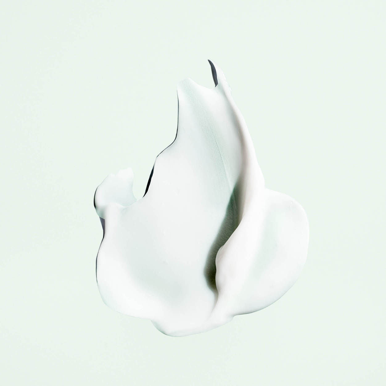 Lifestyle image of Oribe Styling Butter Curl Enhancing Crème