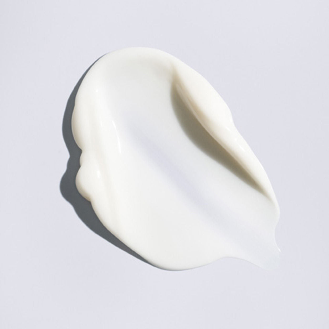 Lifestyle image of Oribe Supershine Light Moisturizing Cream