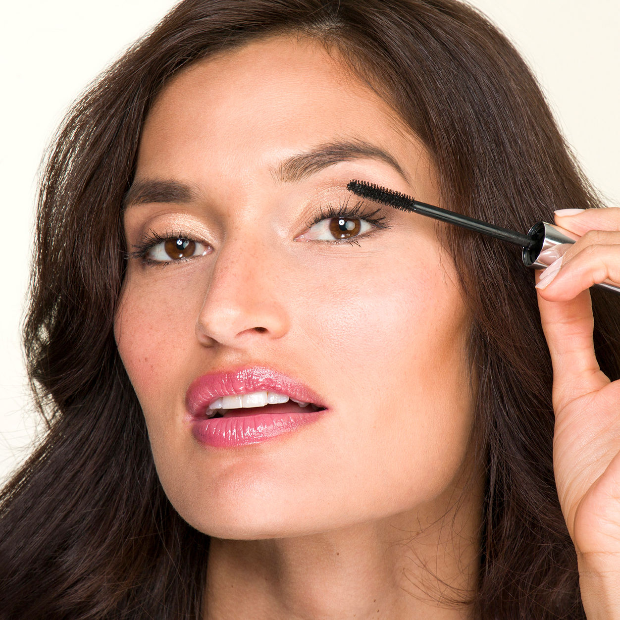 Model image of Lune+Aster Formidable Lengthening Mascara