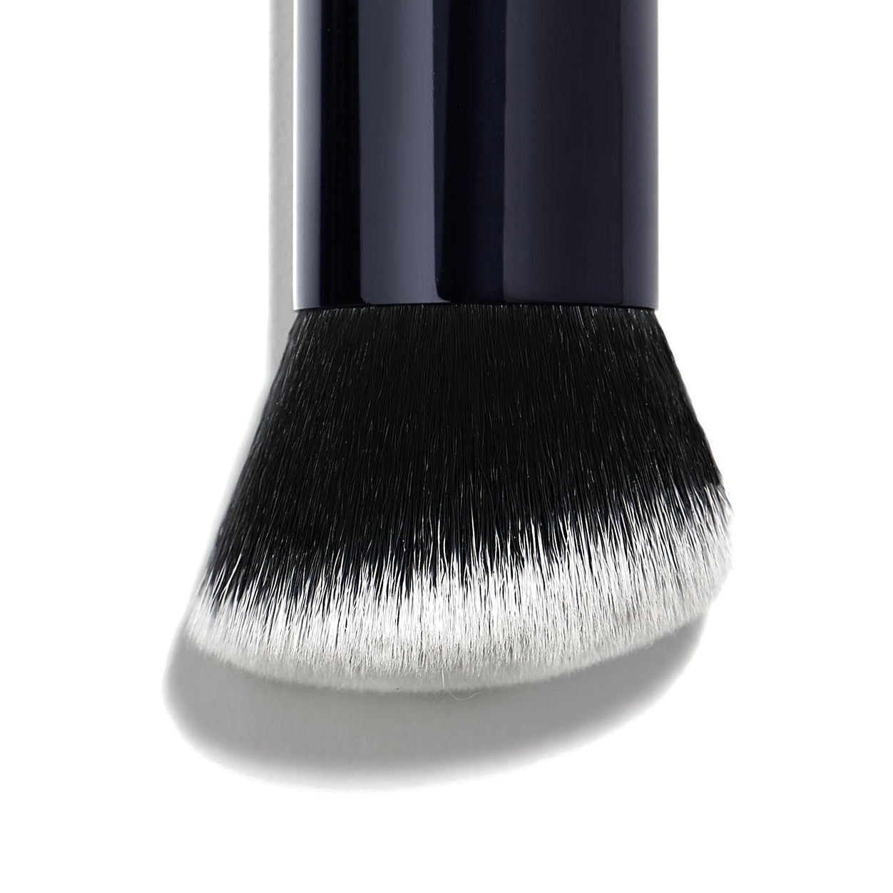 Lifestyle image of Lune+Aster Foundation Brush