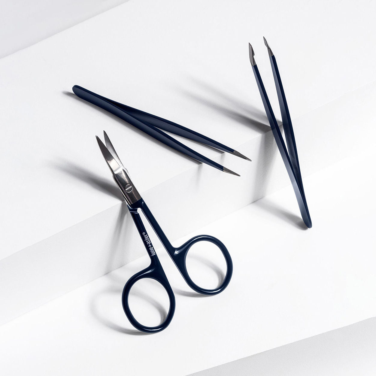 Lifestyle image of Lune+Aster Slant Tweezer