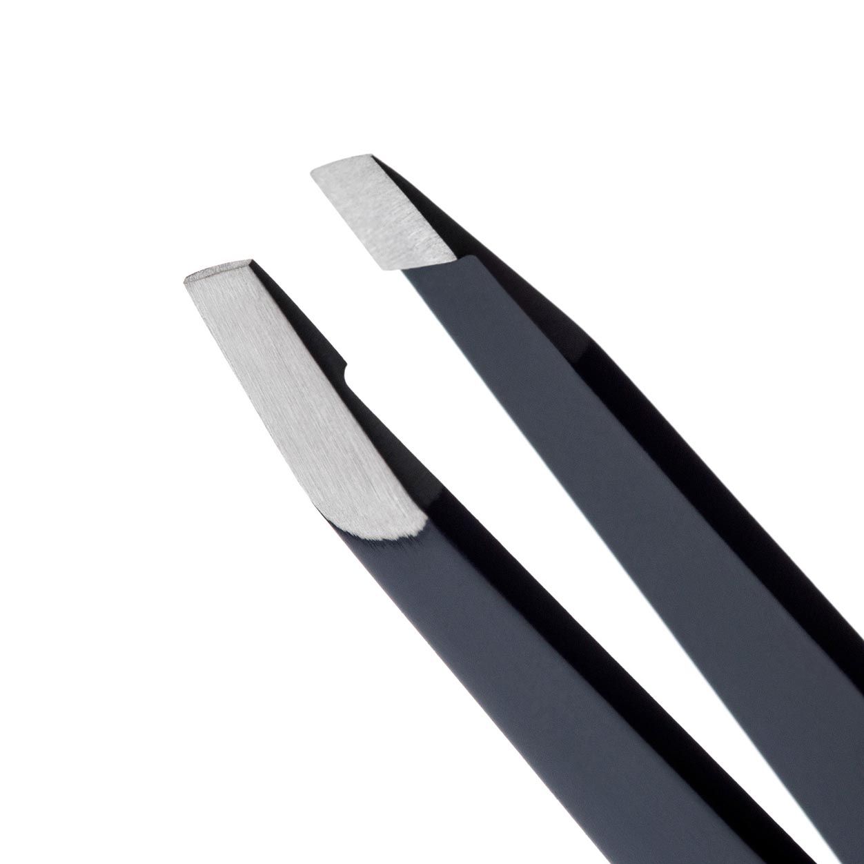 Lifestyle image of Lune+Aster Slant Tweezer