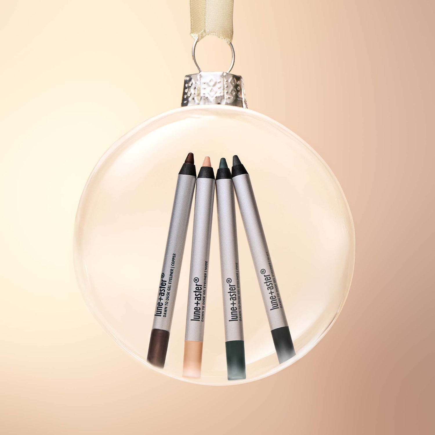 Lifestyle image of Lune+Aster Line It Up (Limited Edition)