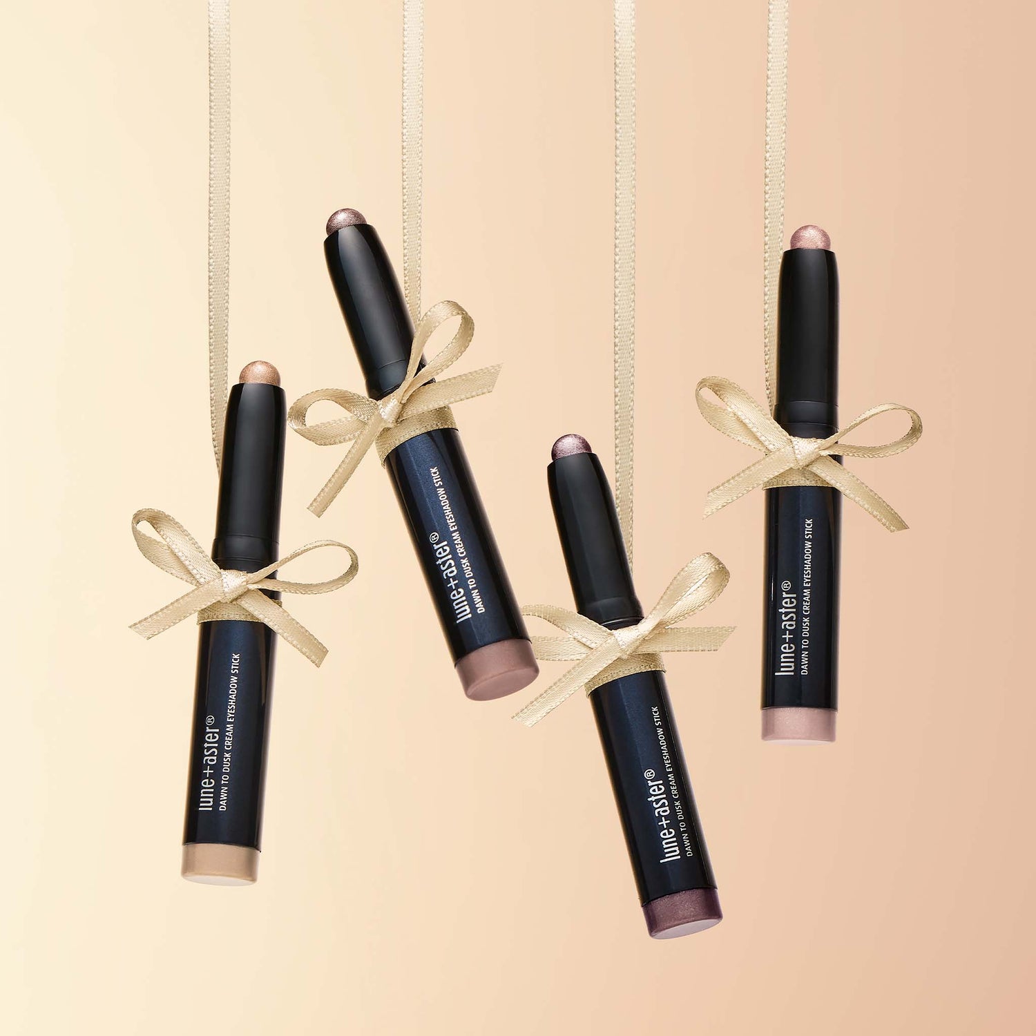 Lifestyle image of Lune+Aster Shadow Play (Limited Edition)