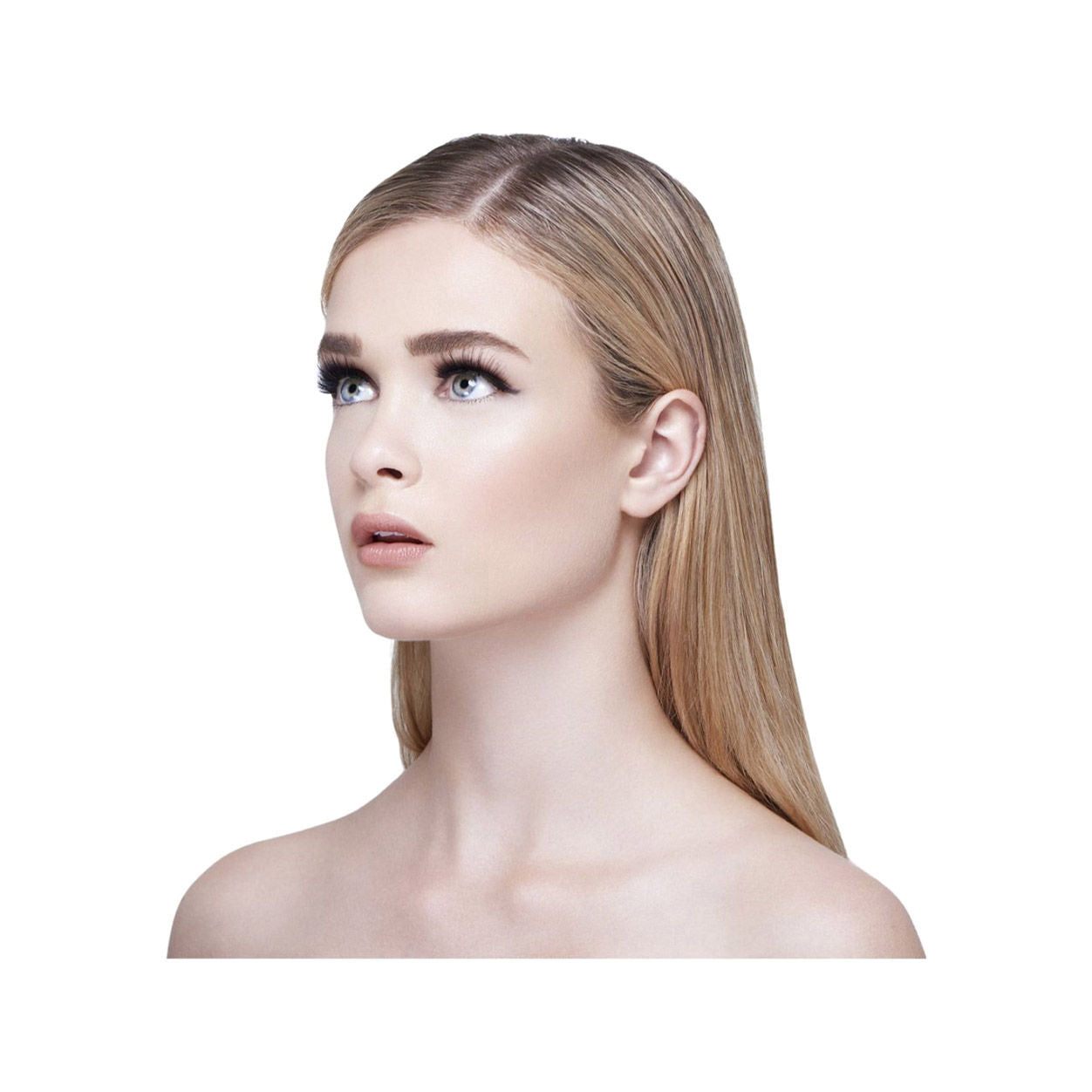 Model image of Lash Star Visionary Lashes 008