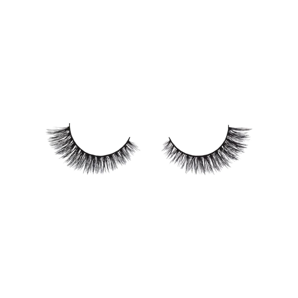Image of an open Lash Star Visionary Lashes 009
