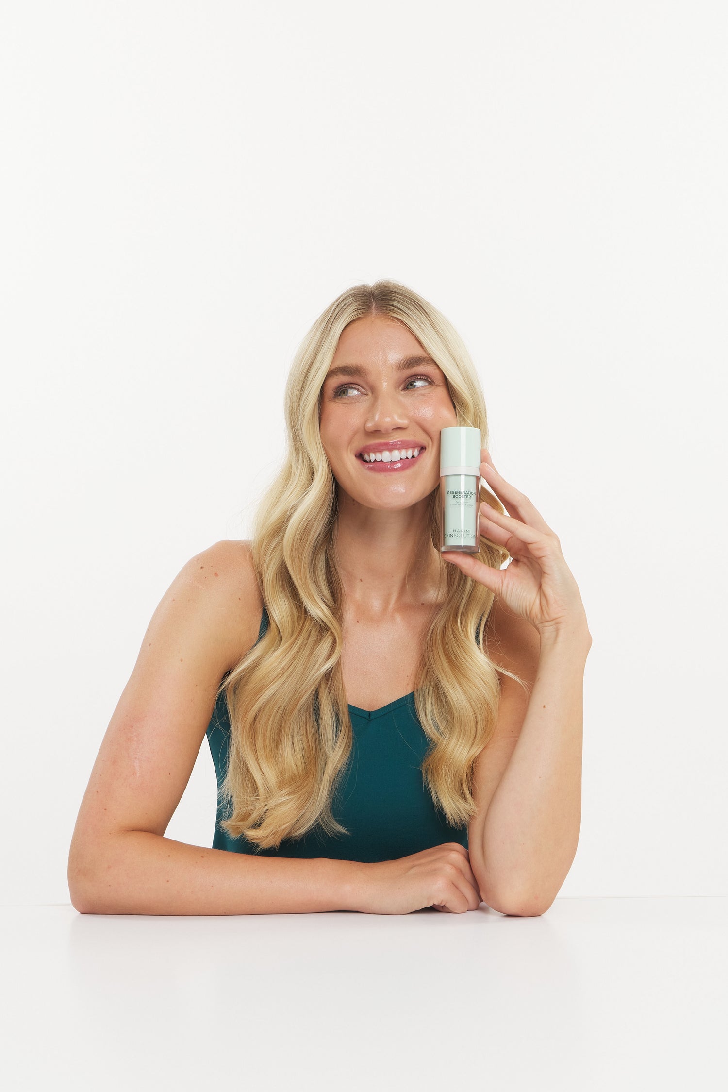 Model image of Marini SkinSolutions Regeneration Booster