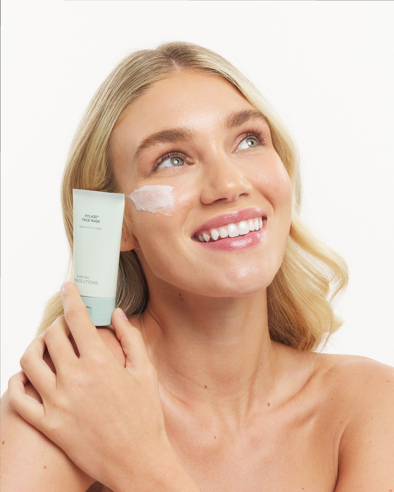 Model image of Marini SkinSolutions Hyla3D Face Mask