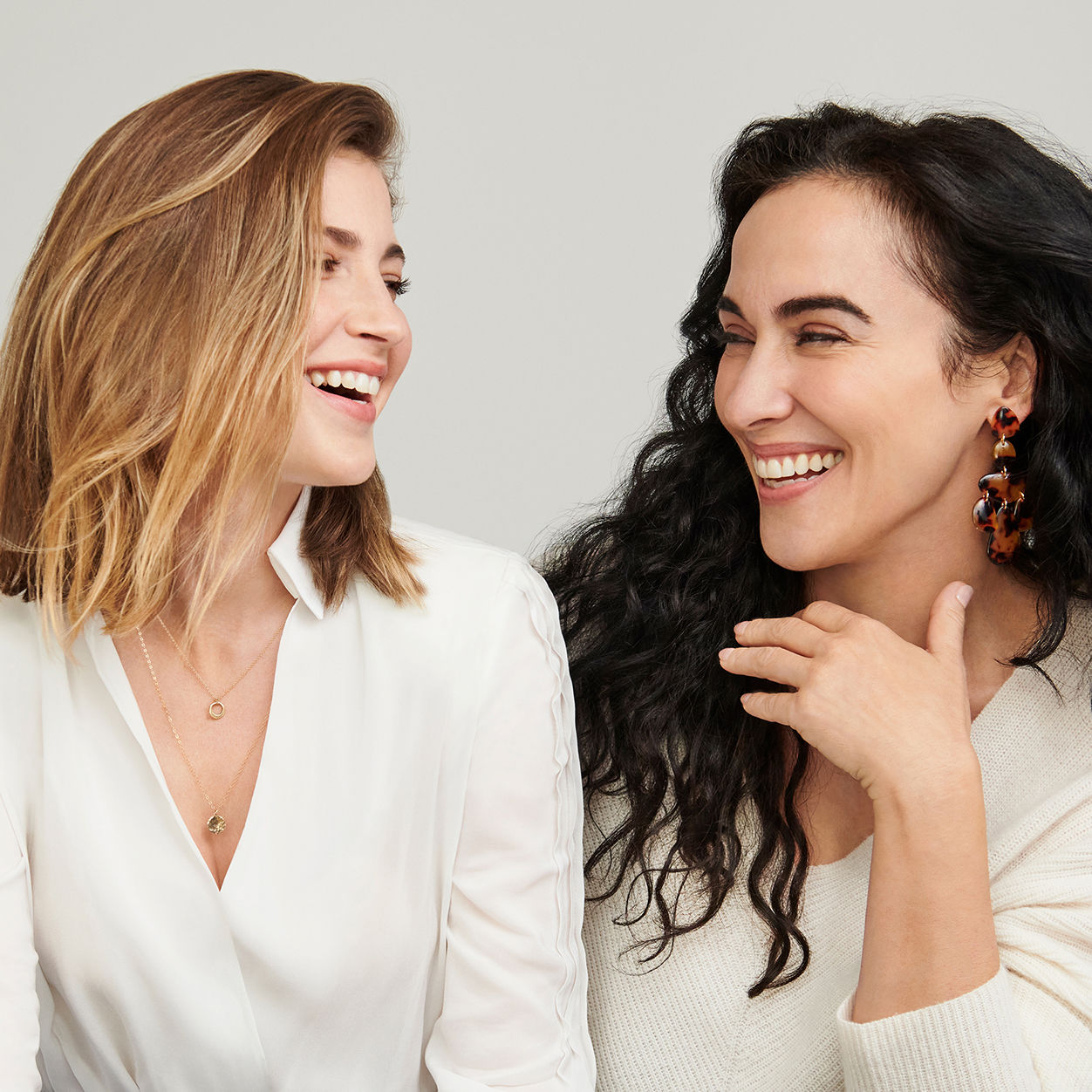 Model image of Virtue Flourish Nightly Intensive Hair Rejuvenation Treatment 90 Day