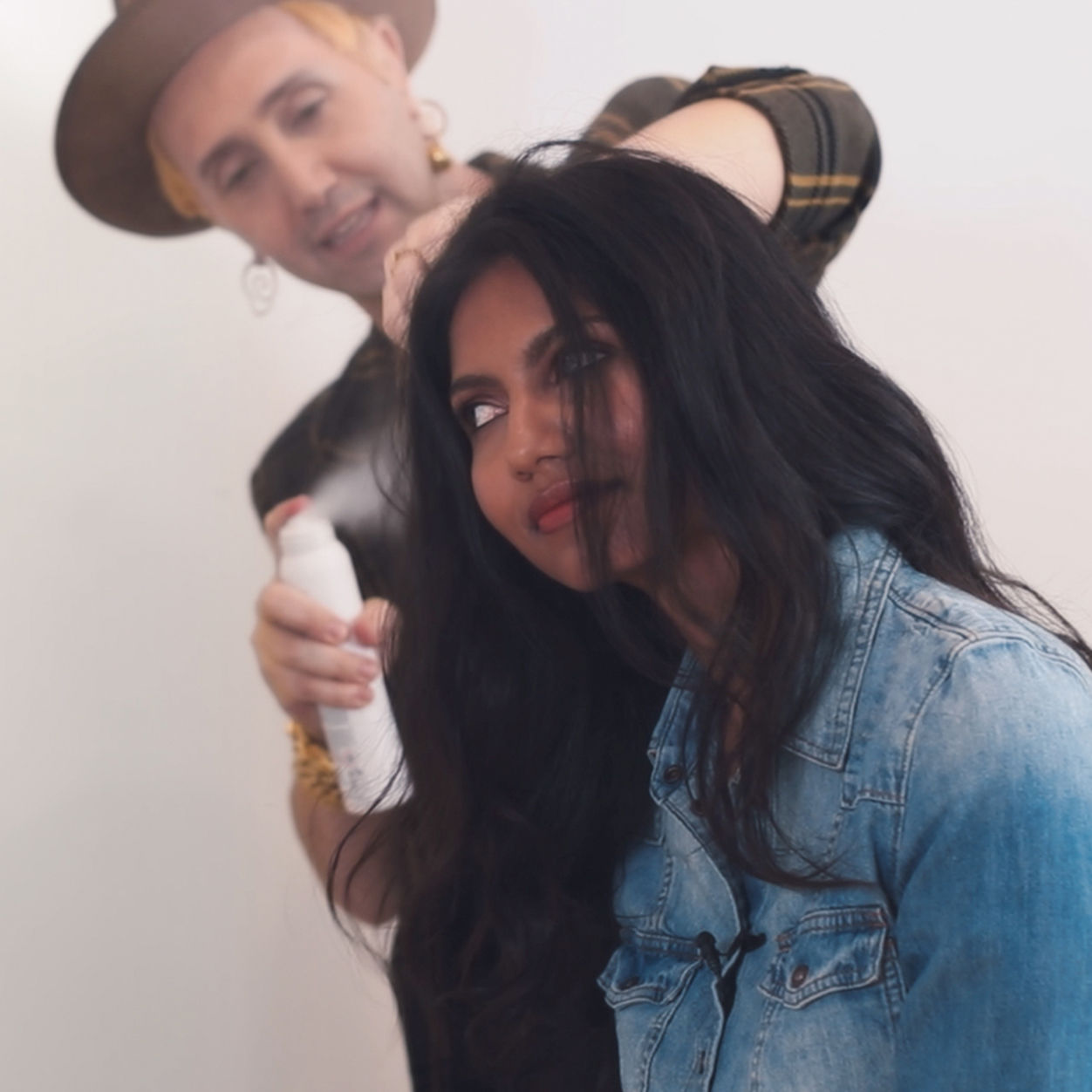 Model image of Virtue Texturizing Spray