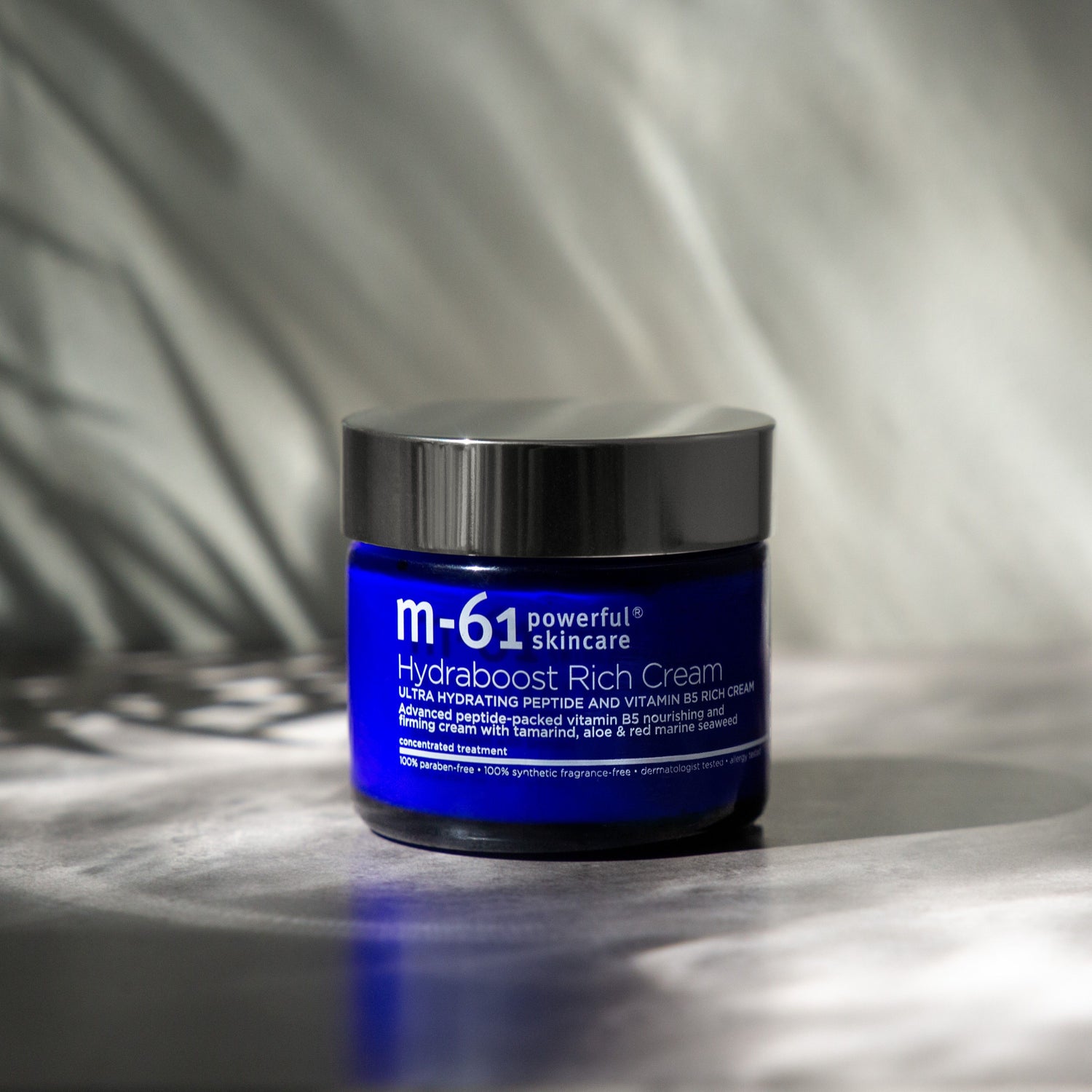 Lifestyle image of M-61 Hydraboost Rich Cream