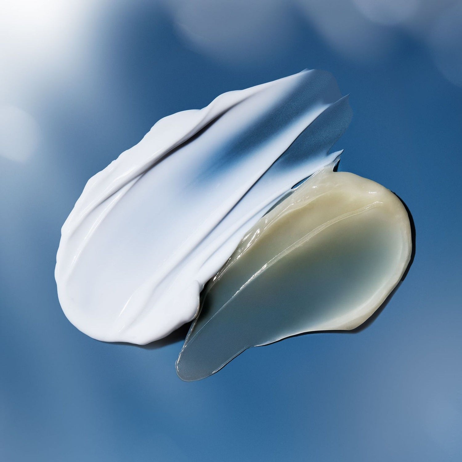 Swatch image of M-61 Perfect Hugs + Kisses (Limited Edition)