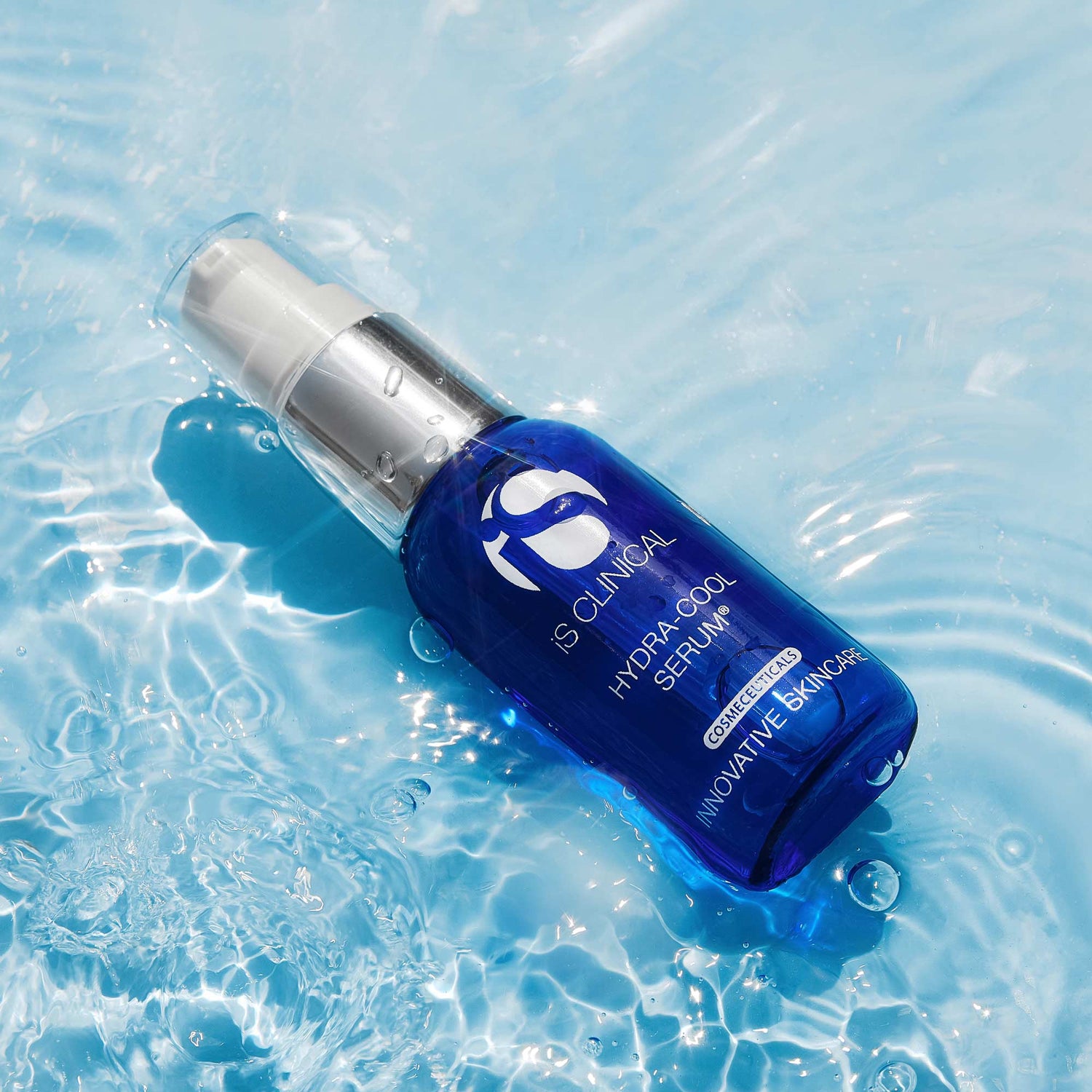 Lifestyle image of IS Clinical Hydra-Cool Serum