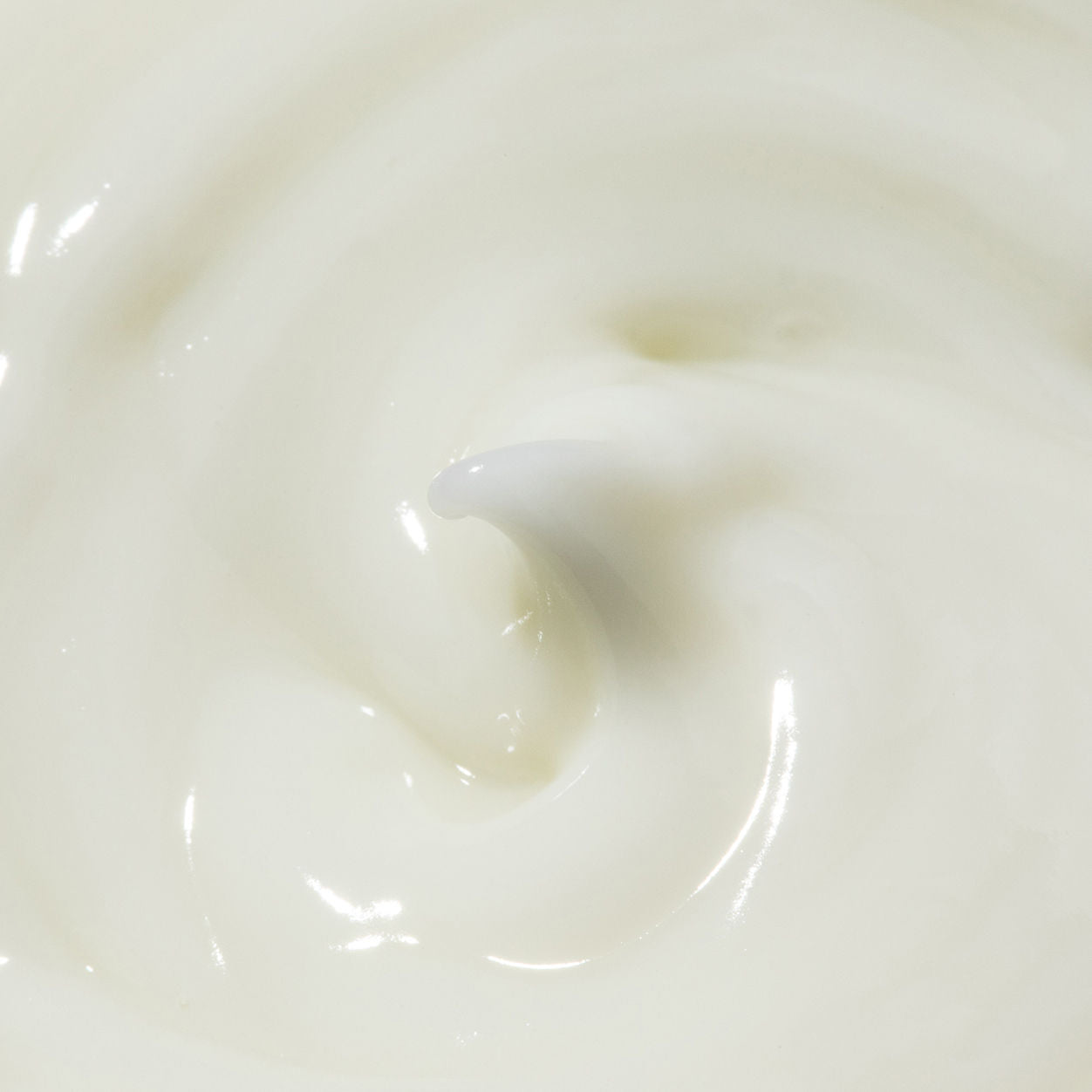 Swatch image of IS Clinical Youth Intensive Crème