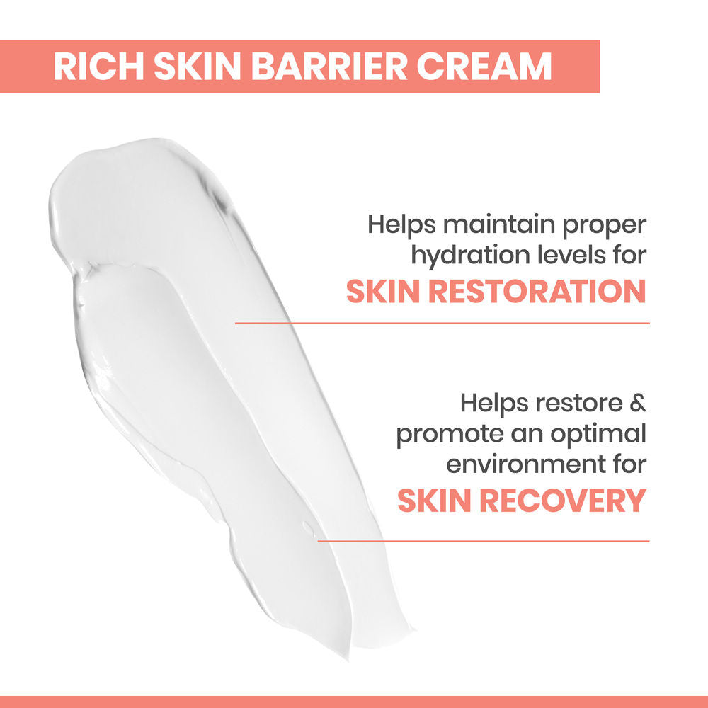 Lifestyle image of Avène Cicalfate+ Restorative Protective Cream
