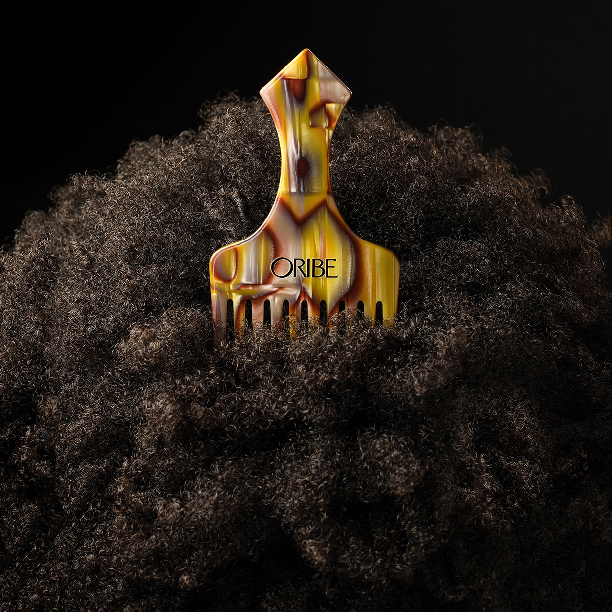 Model image of Oribe Hair Pick