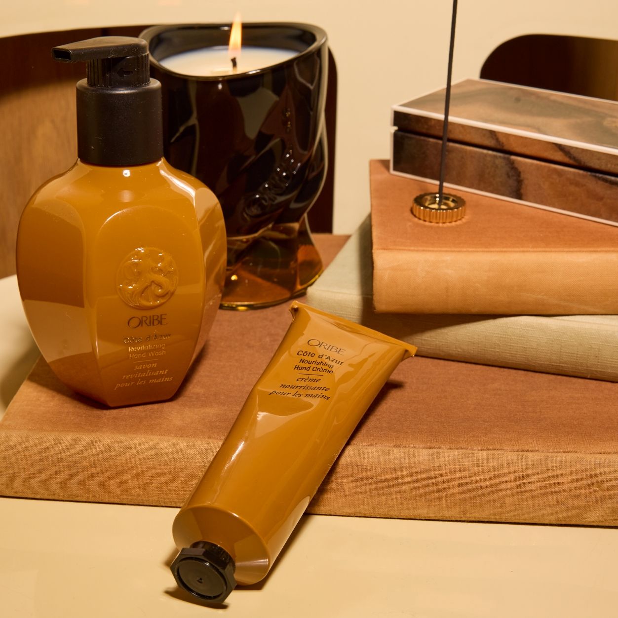 Lifestyle image of Oribe Côte d'Azur Nourishing Hand Crème