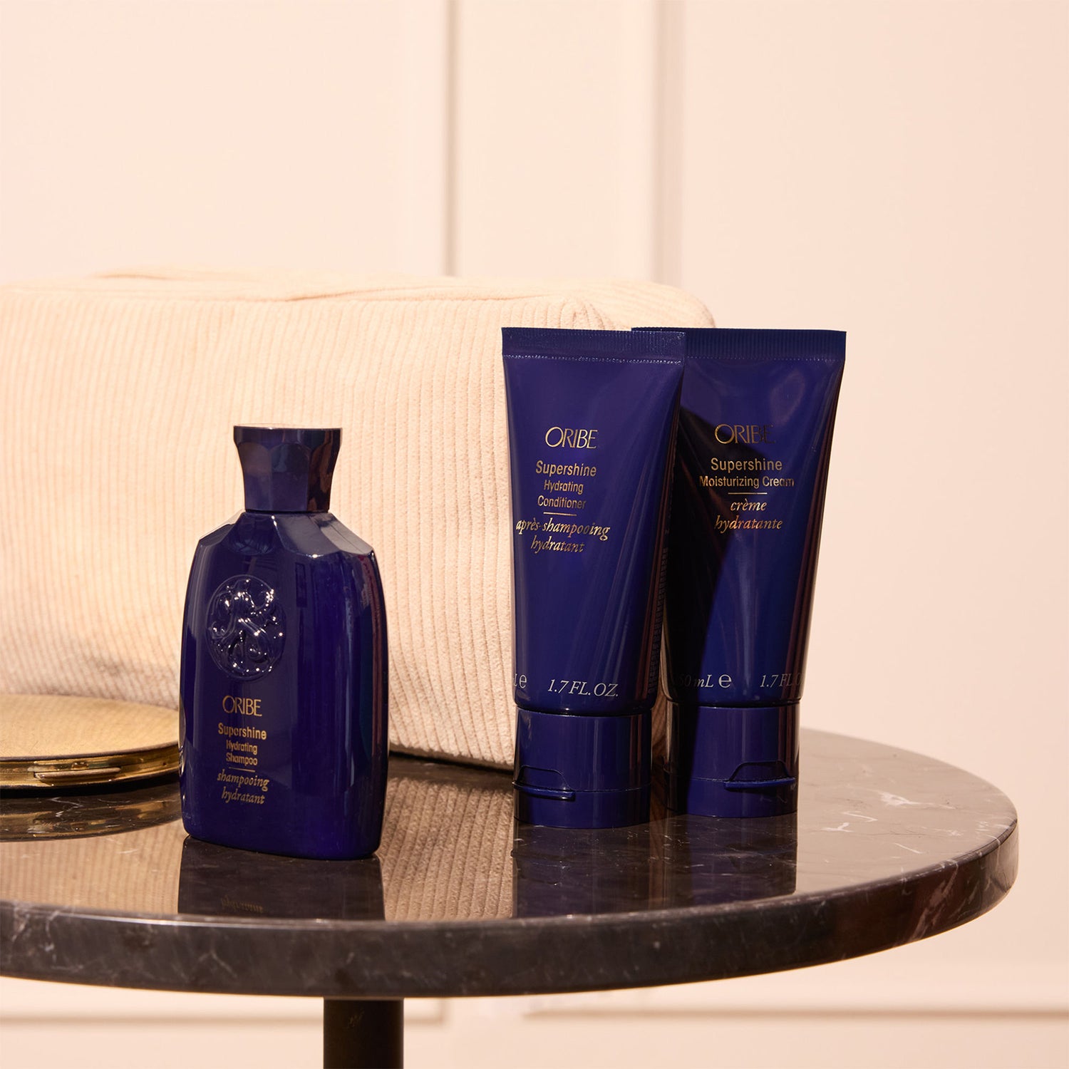 Lifestyle image of Oribe Supershine Discovery Collection