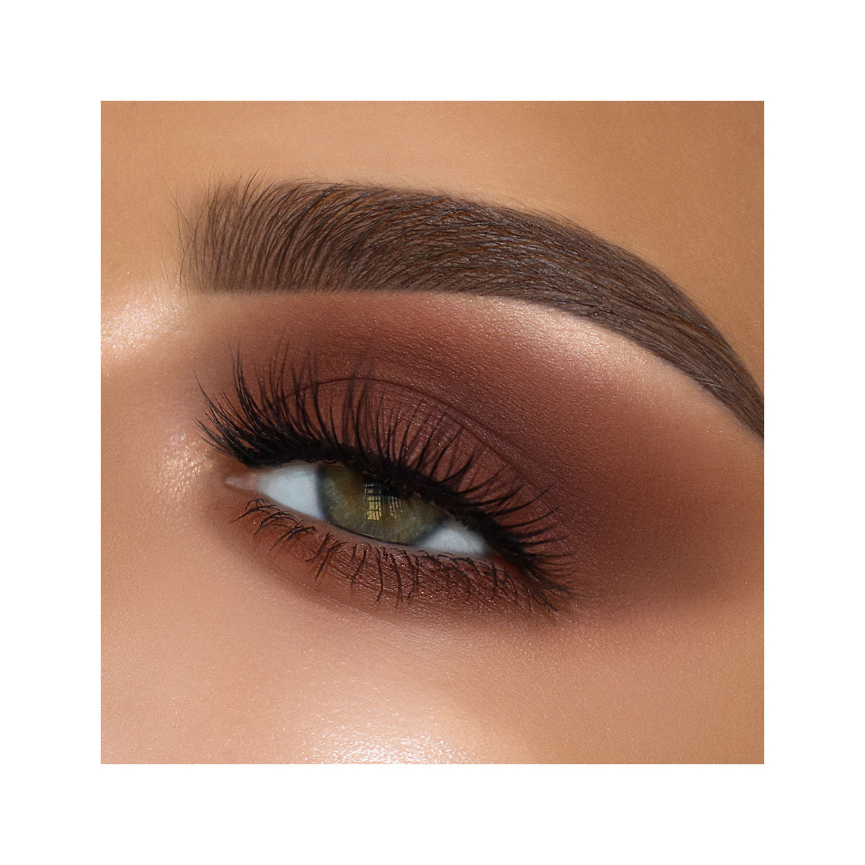 Model image of Pat McGrath Labs Mothership V: Bronze Seduction