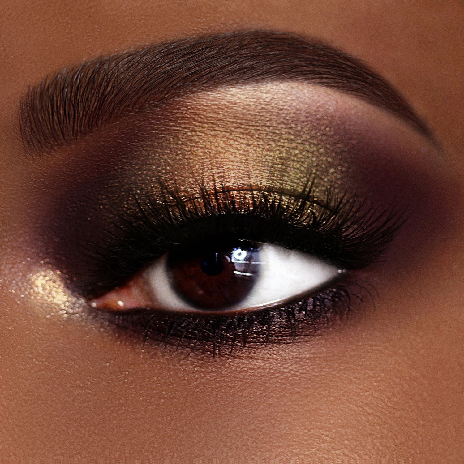 Model image of Pat McGrath Labs Mothership VI: Midnight Sun