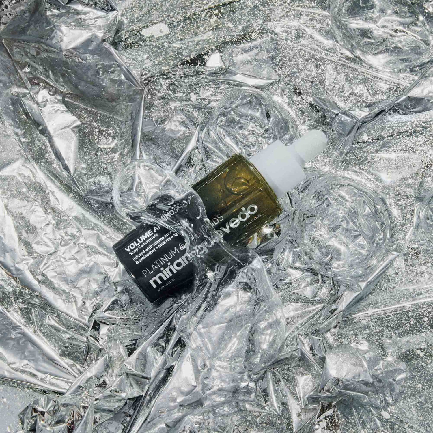 Lifestyle image of Miriam Quevedo Platinum and Diamonds Volume Aminoshot Scalp Concentrate