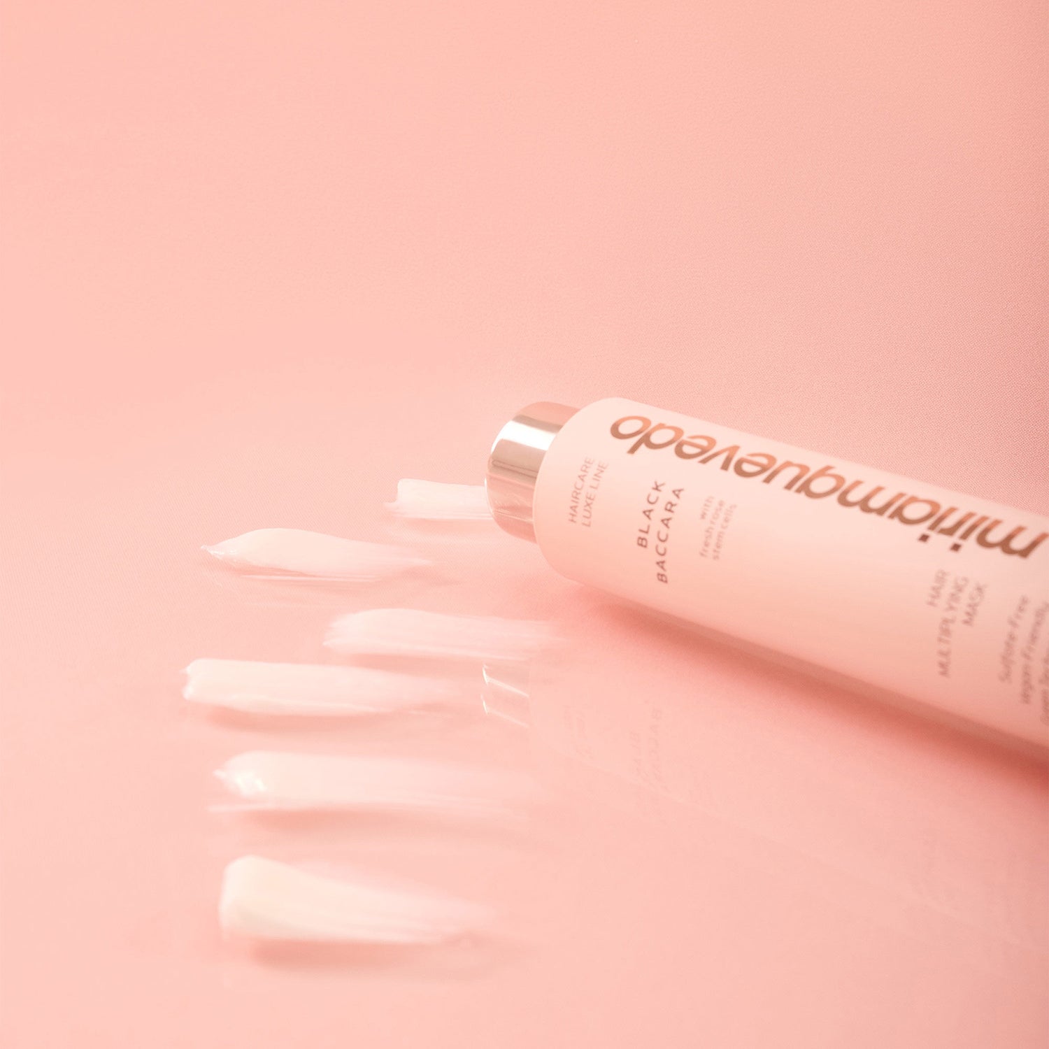 Swatch image of Miriam Quevedo Black Baccara Hair Multiplying Mask