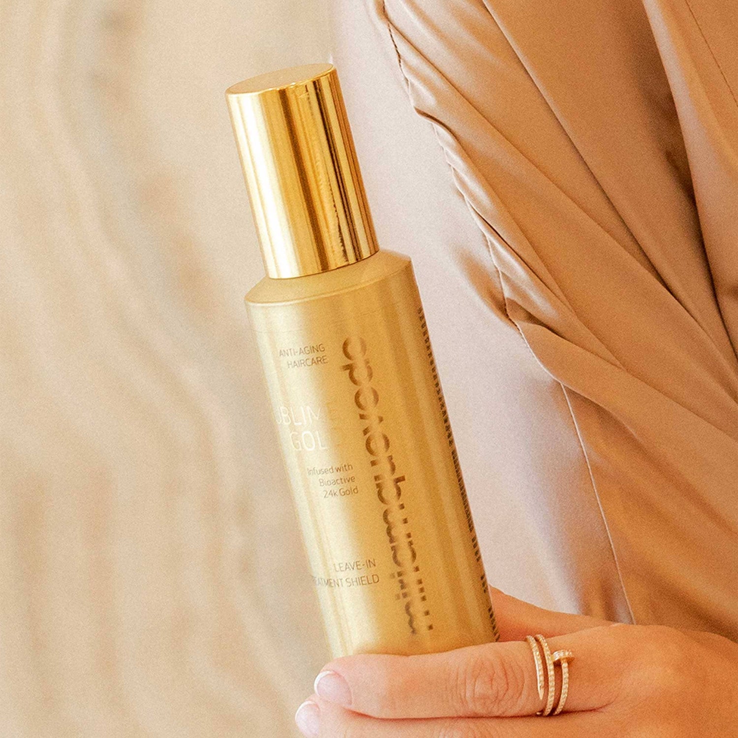 Lifestyle image of Miriam Quevedo Sublime Gold Leave-In Treatment Shield