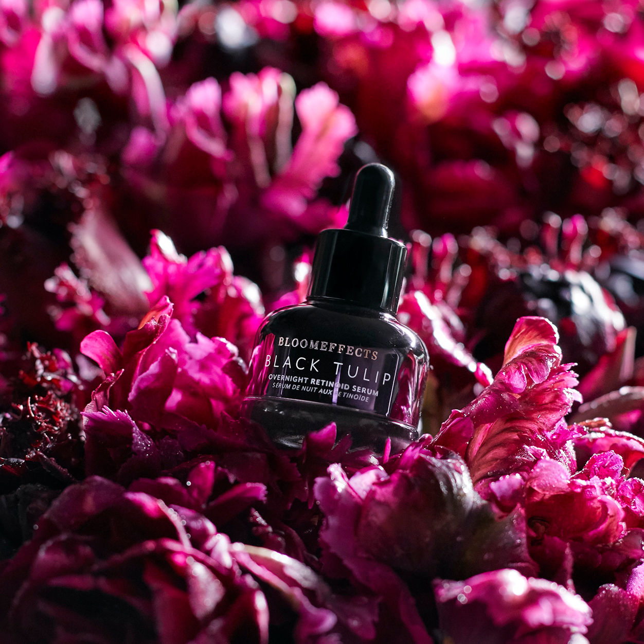 Model image of Bloomeffects Black Tulip Overnight Retinoid Serum