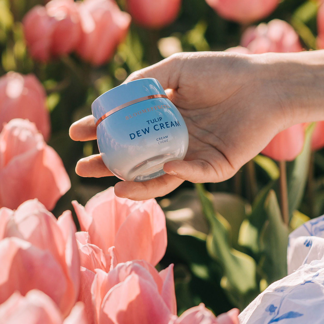 Model image of Bloomeffects Tulip Dew Cream