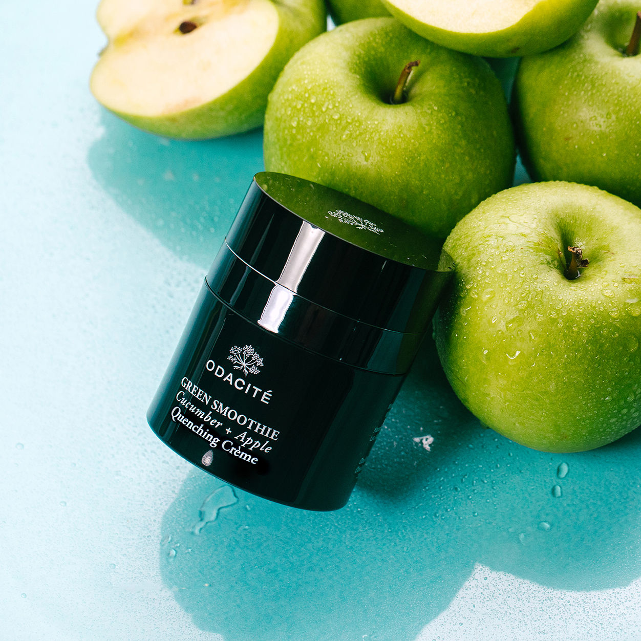 Lifestyle image of Odacité Green Smoothie Quenching Crème