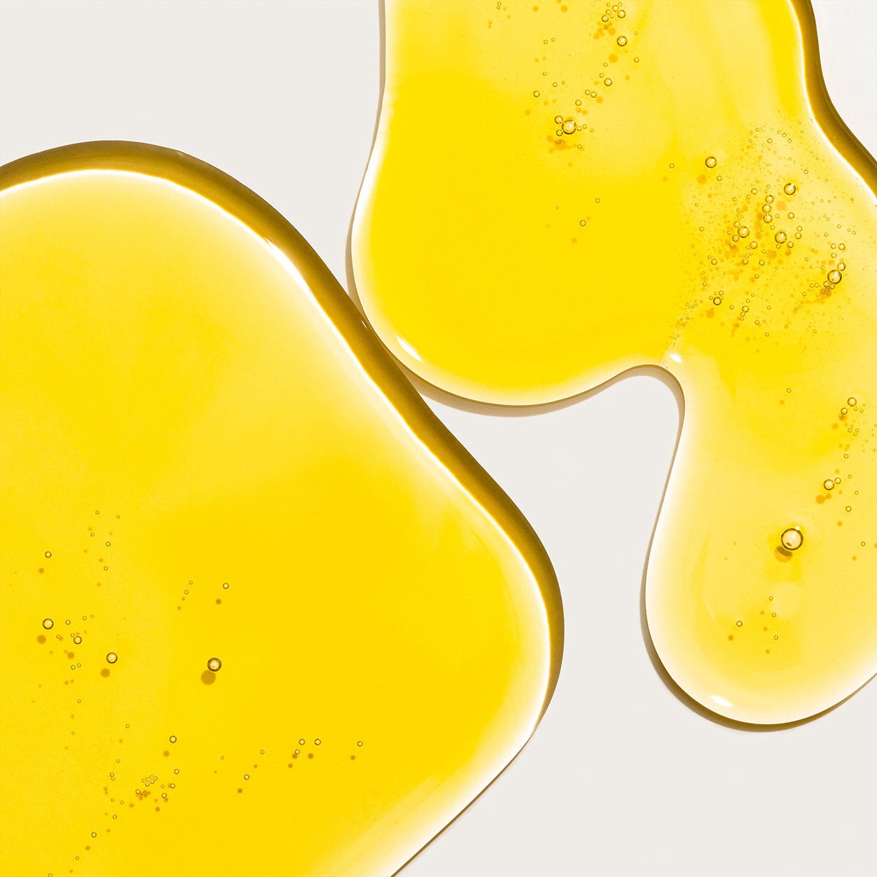 Swatch image of Odacité C-Glow Hydra-Firm Body Oil