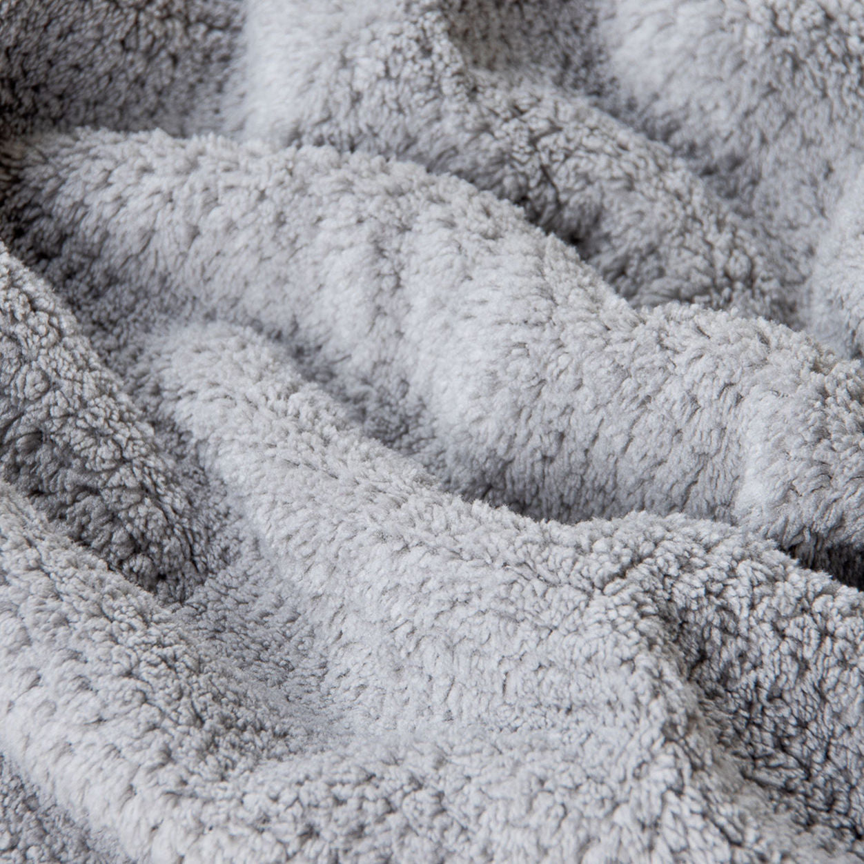 Swatch image of Volo Beauty Volo Hero Hair Towel Luna Gray Hero
