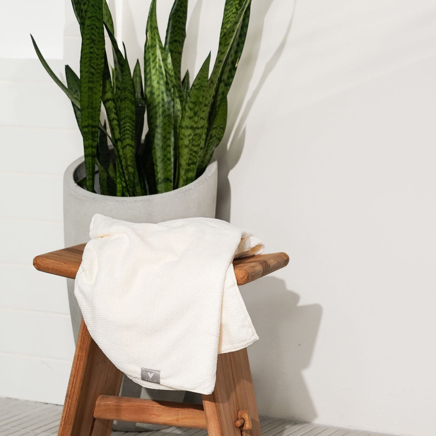 Volo Beauty Salt White Body Towel lifestyle image .