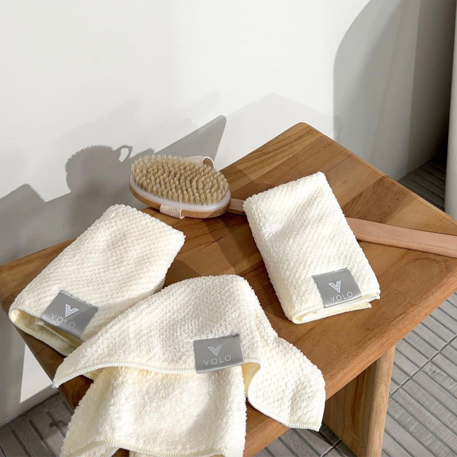 Volo Beauty Salt White Face Towel 3-Pack lifestyle image .