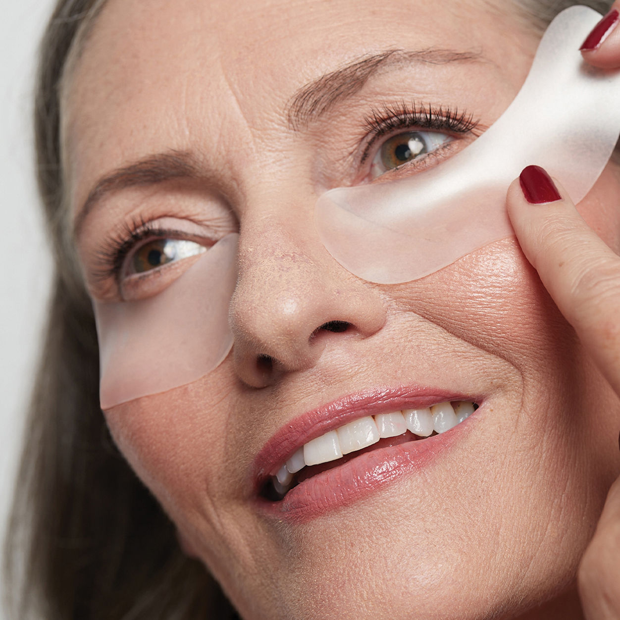 Model image of SIO Super EyeLift